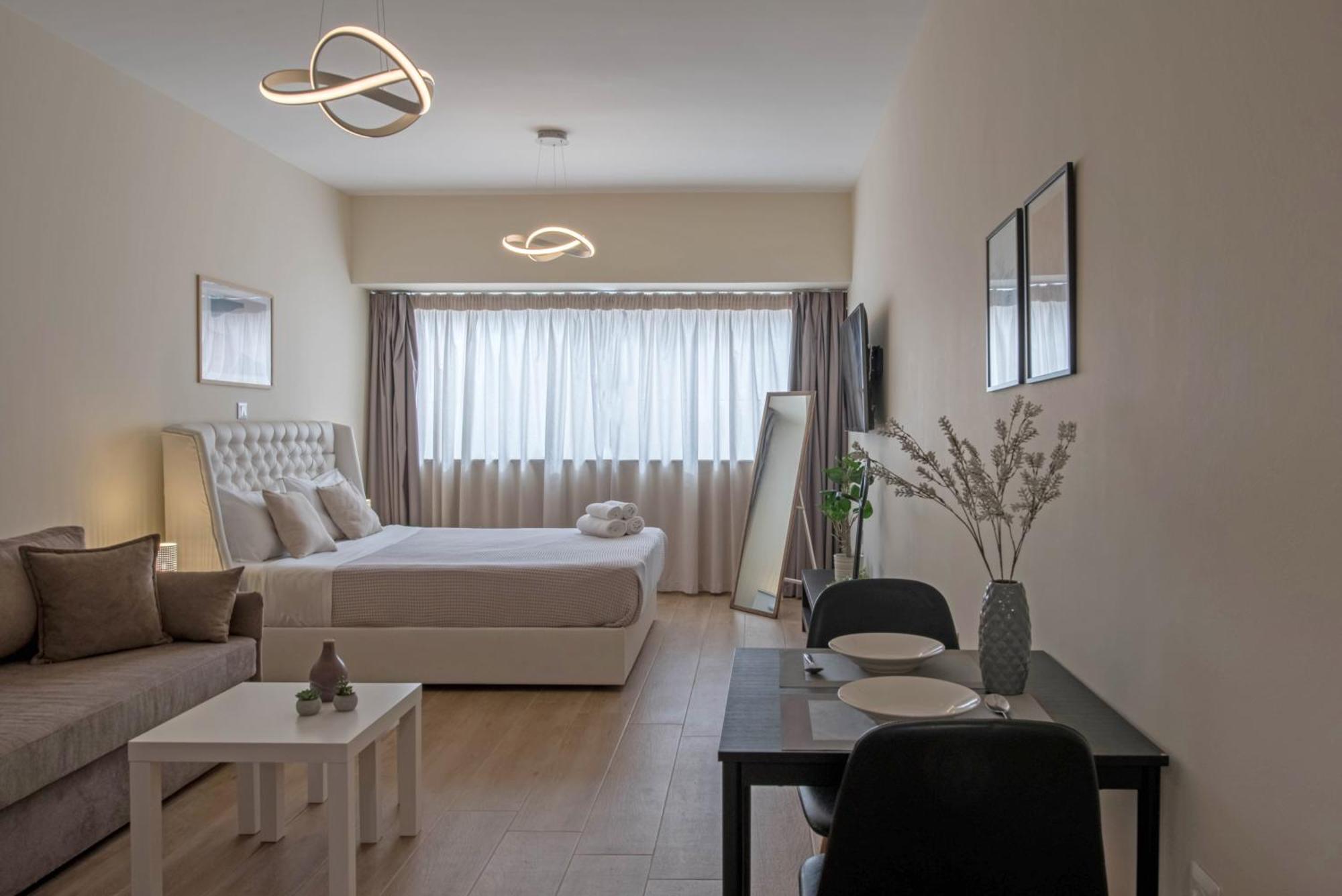 Amazing Apartments @ Aiolou Str. Atina Dış mekan fotoğraf